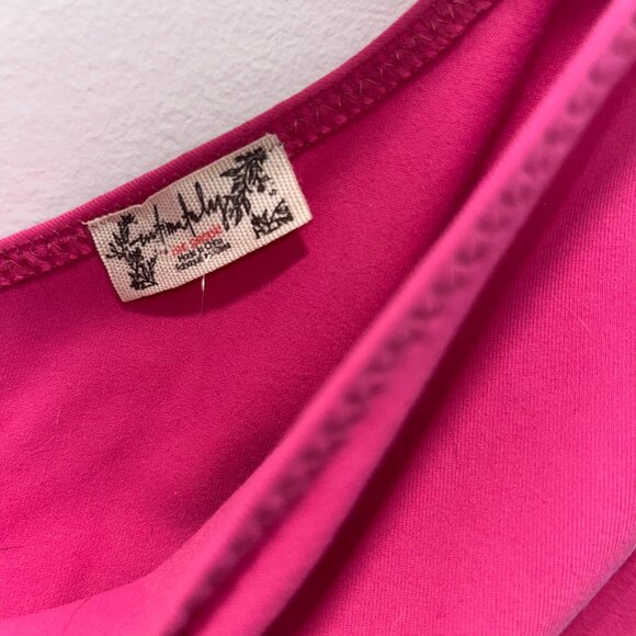 Free People Somethin Bout You Bright Pink Puff Sleeve One-Shoulder Bodysuit - Picture 4 of 4